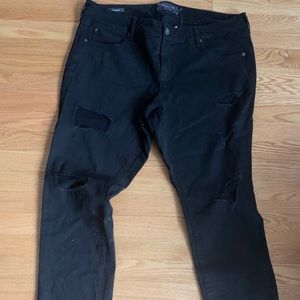 Black torrid boyfriend jeans ripped
